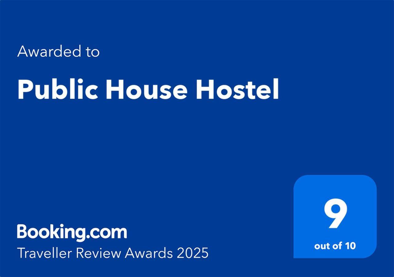 Public House Hostel Мактан Екстериор снимка